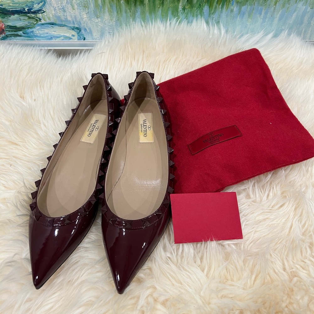 Valentino Garavani Burgundy Patent Rockstud Pointed Flats